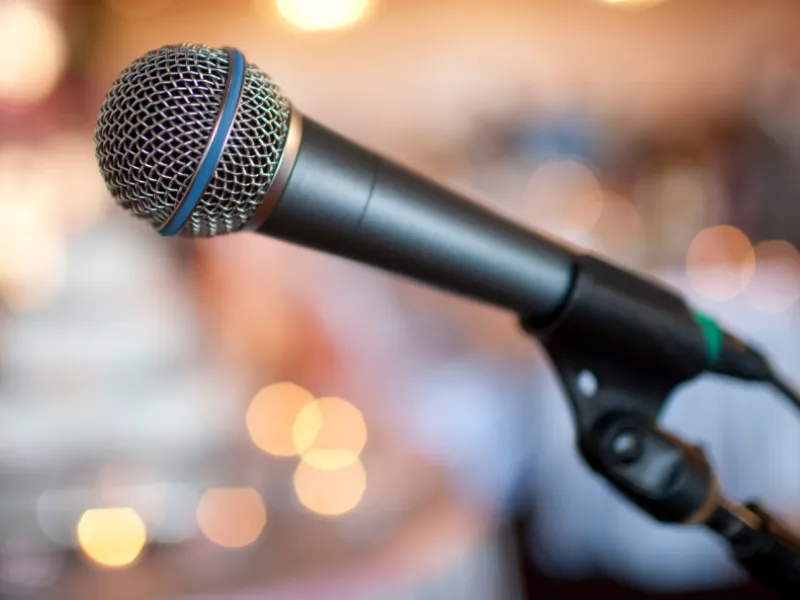Microphone
