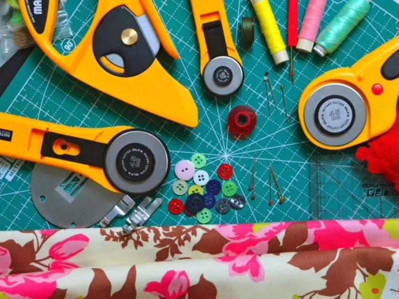 Quilting tools and fabric